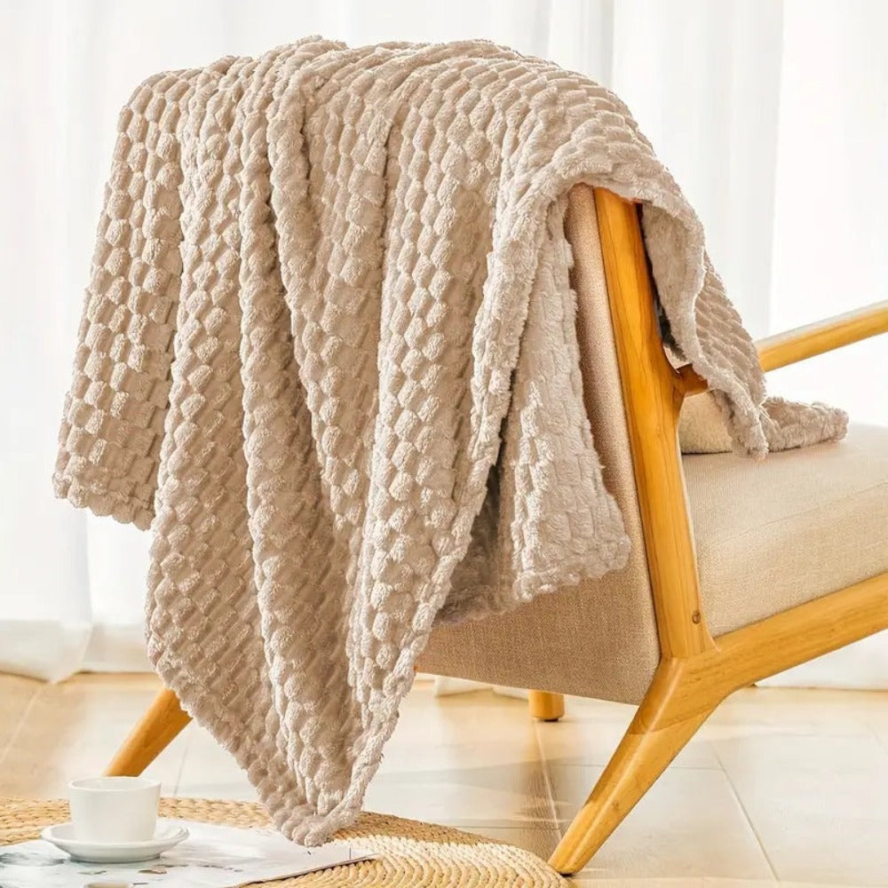 Checkered Plush Throw Blanket All Season Cover