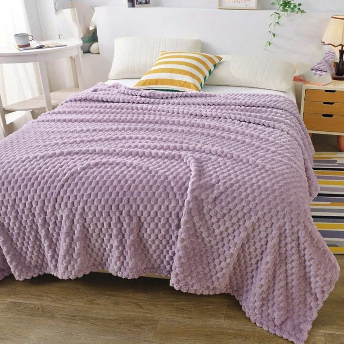 Checkered Plush Throw Blanket All Season Cover